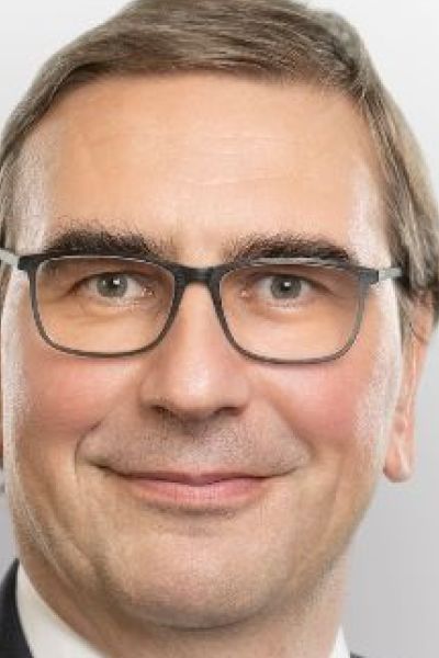 Ambrosy fordert Respekt für politische Kandidierende