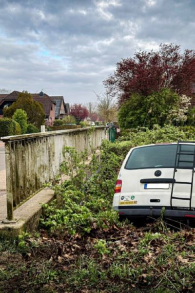 Polizei sucht Unfallfahrer