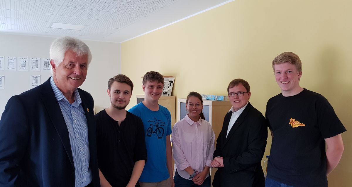 Austausch zwischen Jugendparlamenten