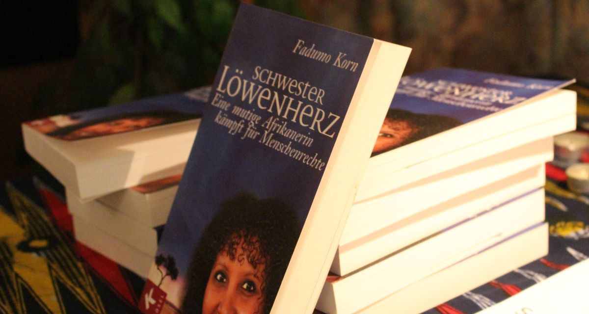 „Schwester Löwenherz“ - Buch über Genitalverstümmelung vorgestellt