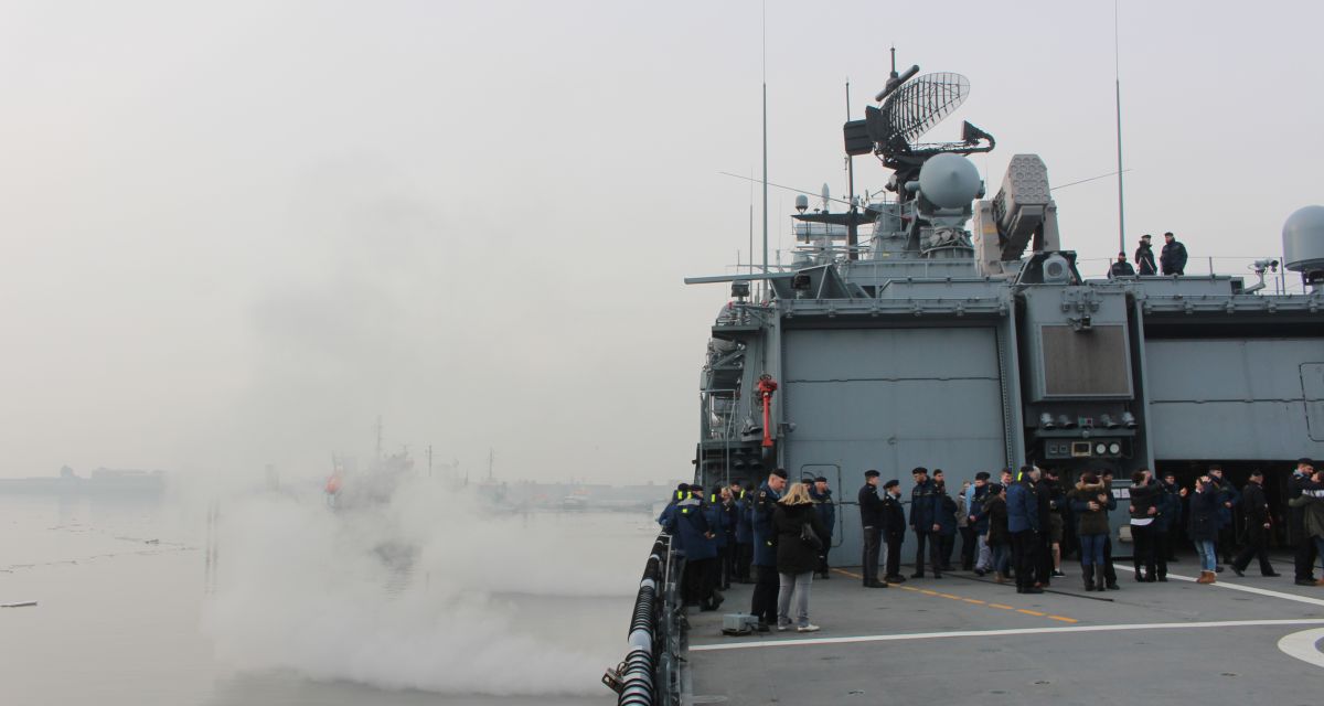 Fregatte Bayern läuft aus