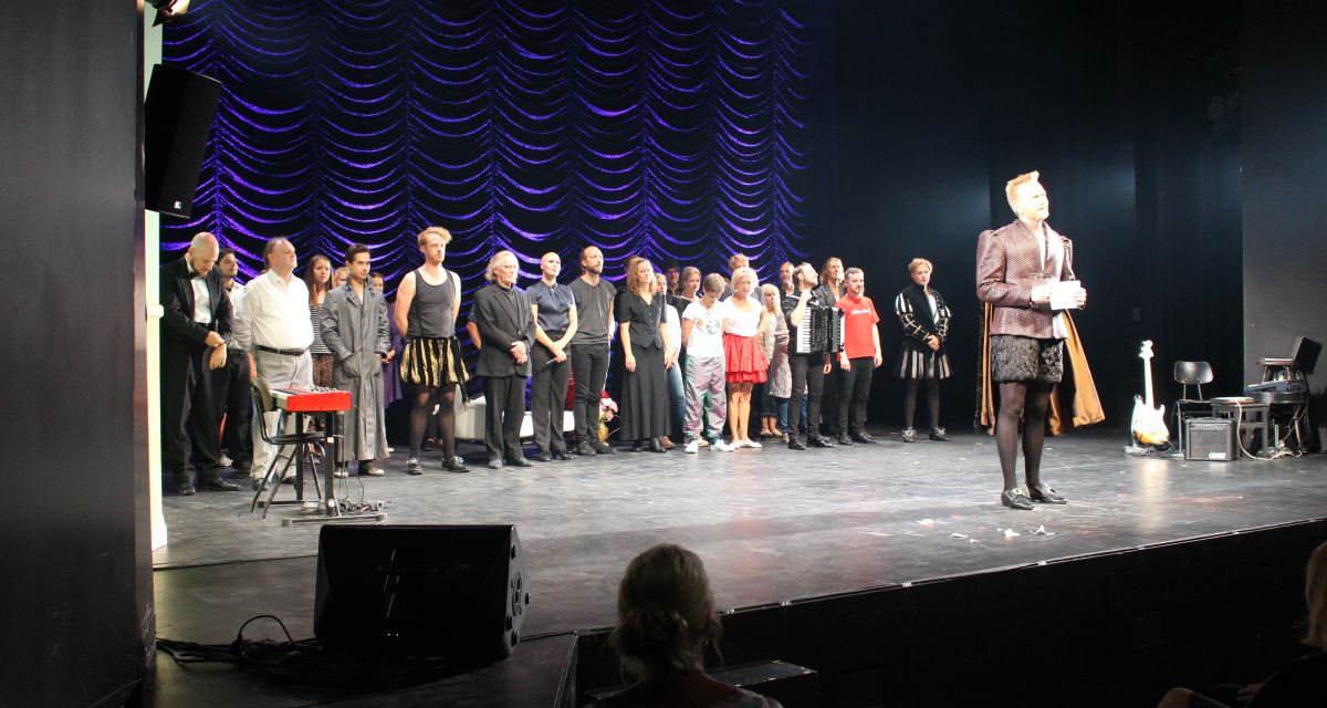 Das war die Spielzeitrevue und das Kultukarussell