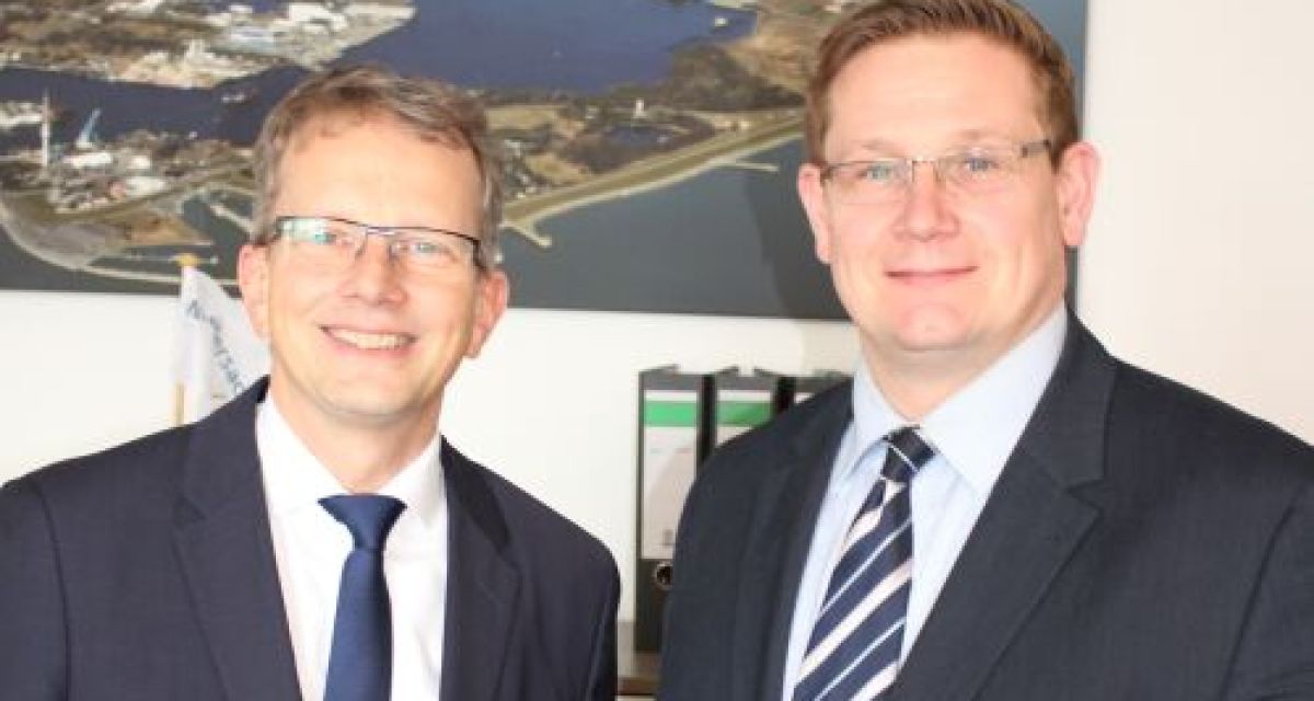 Holger Banik und Mathias Lüdicke  (Niedersachsen Ports)