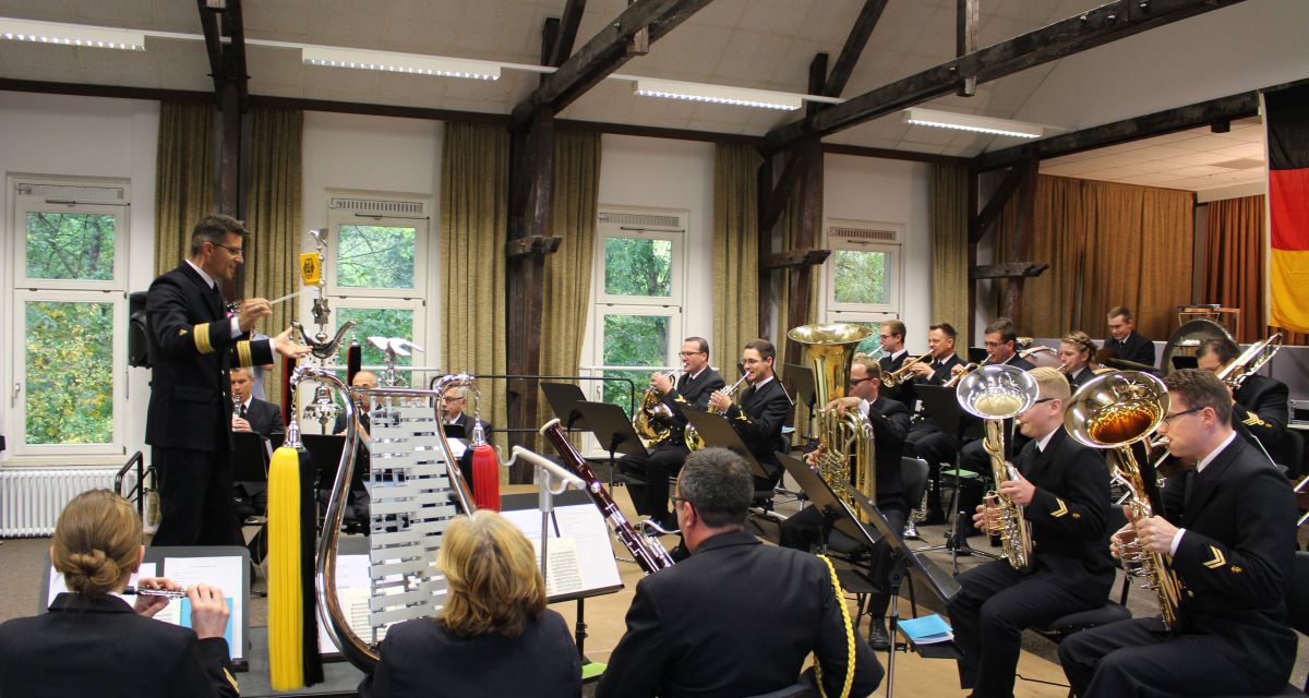 Marinemusikkorps Wilhelmshaven in Dienst gestellt