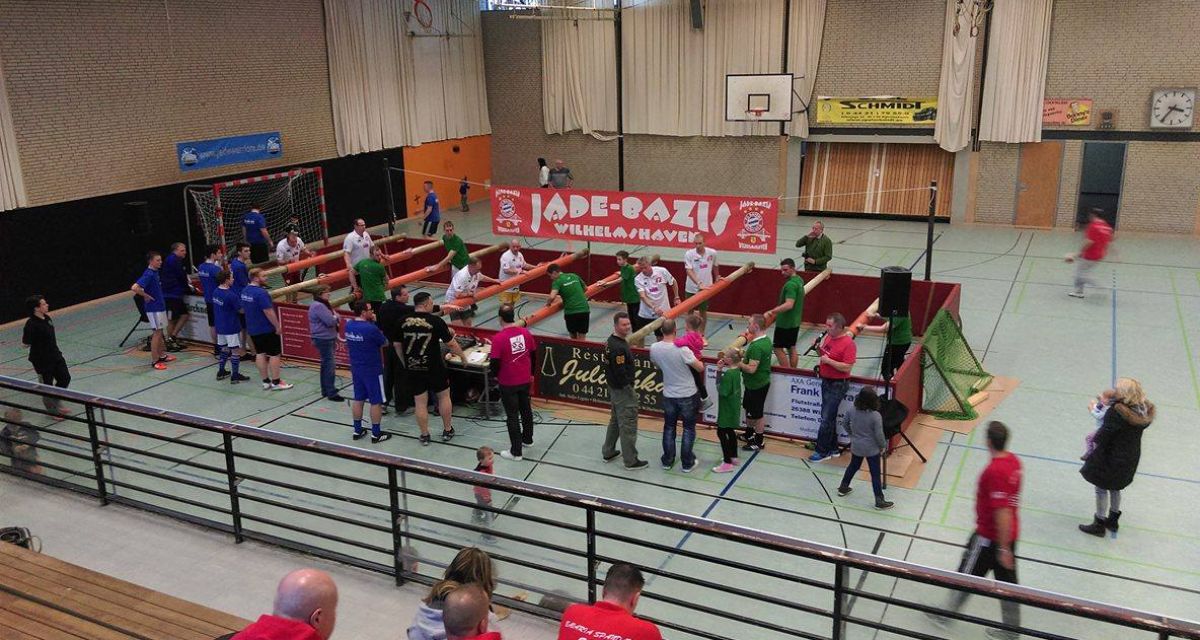 Menschenkickertrunier in Wilhelmshaven