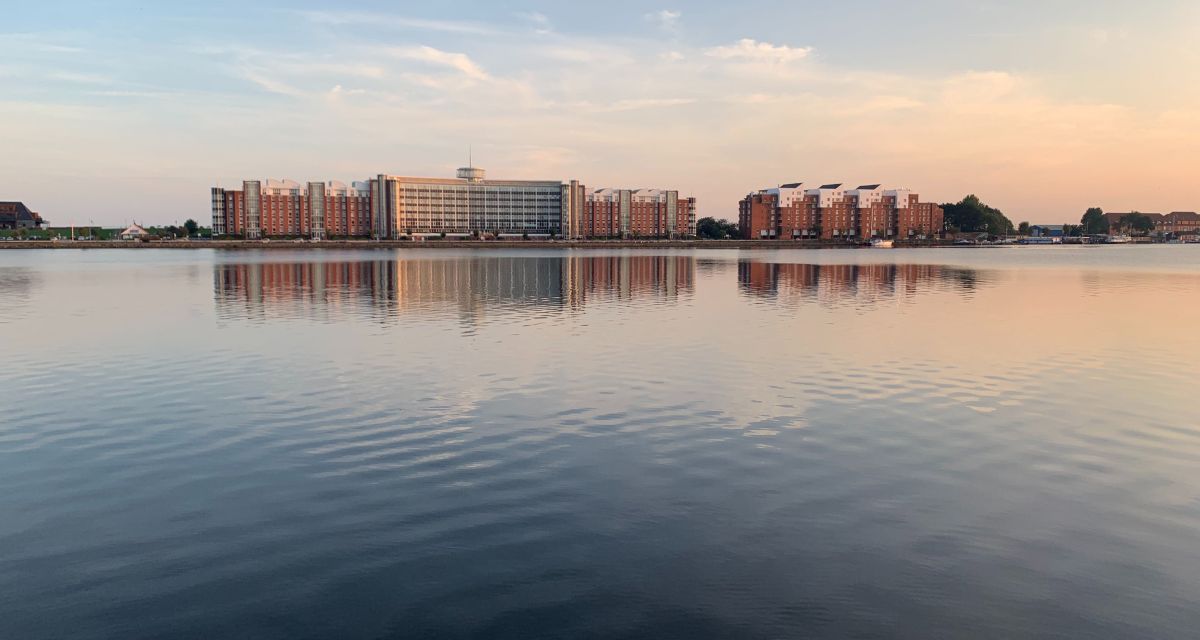 Blick Hafenbecken Wilhelmshaven