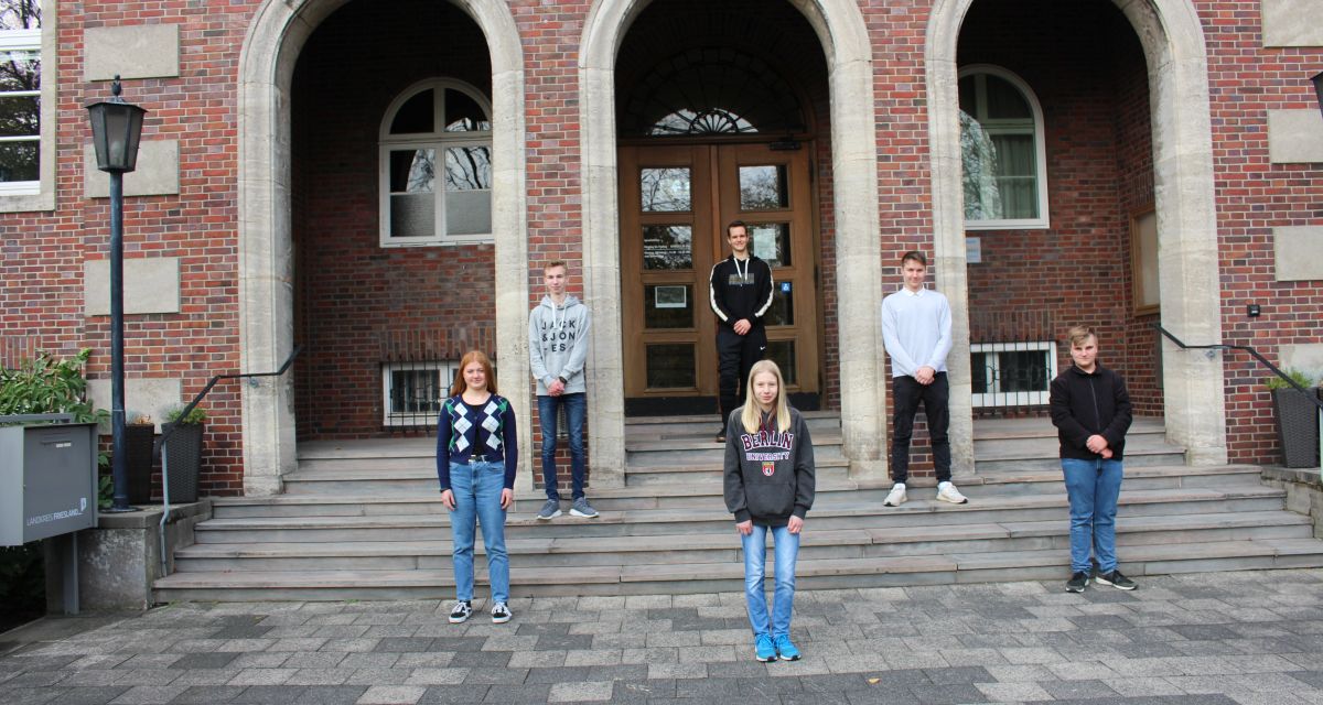 Kandidat*innen zur Wahl des Jugendparlaments Friesland stellen sich vor