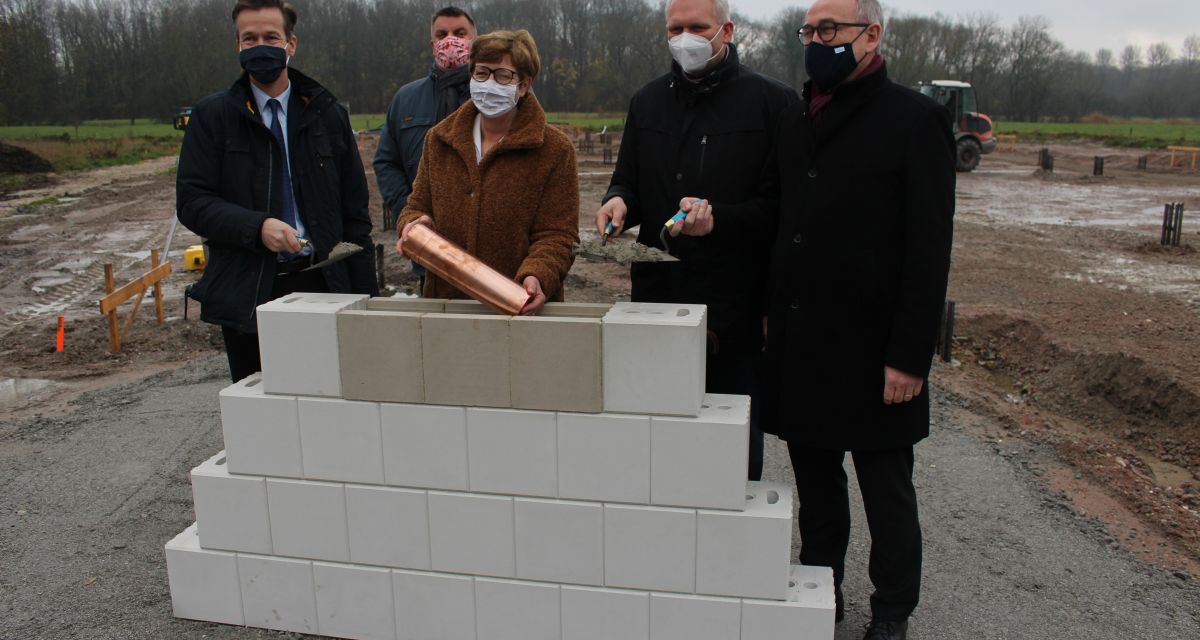 Die Jade Hochschule in Wilhelmshaven legt Grundstein