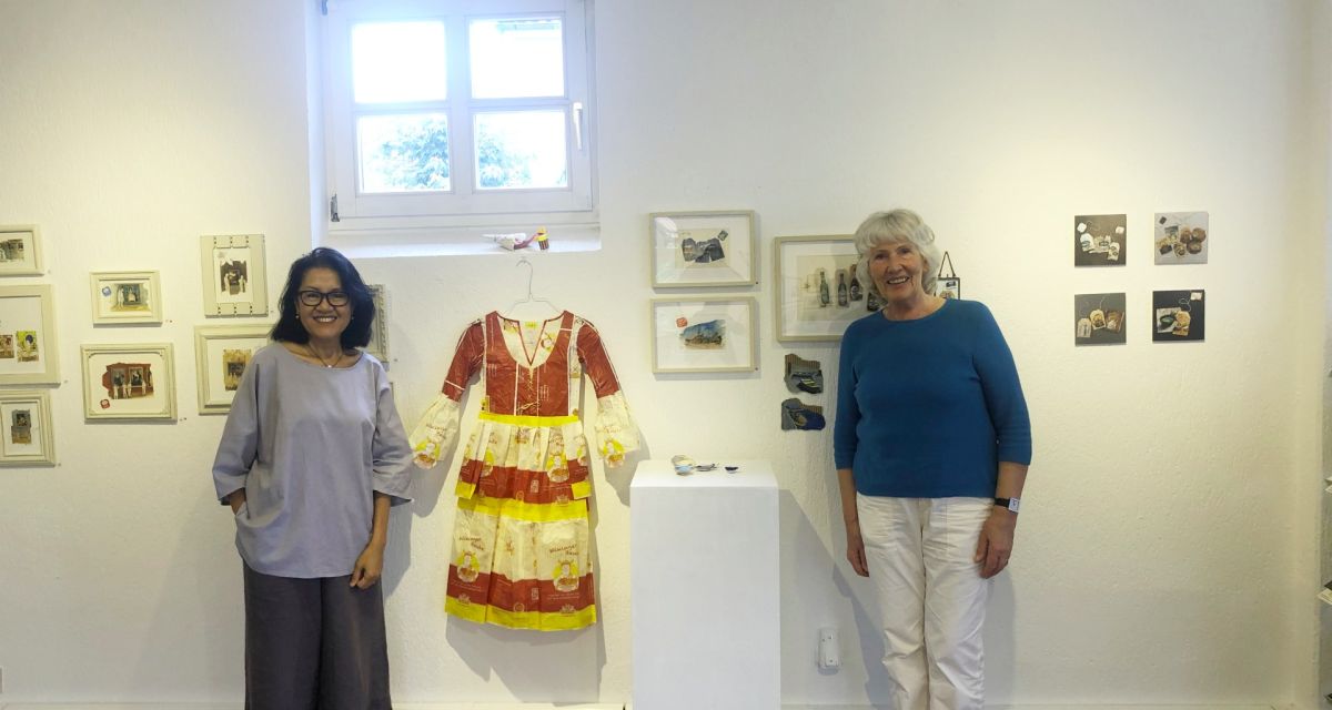 Kunst auf Teebeuteln im Künstlerhaus Hooksiel