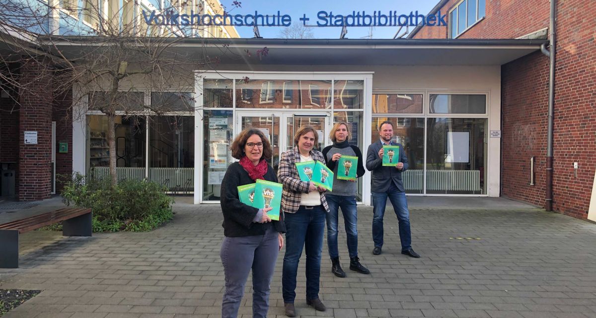 Das neue Programm der Volkshochschule Wilhelmshaven wird präsentiert