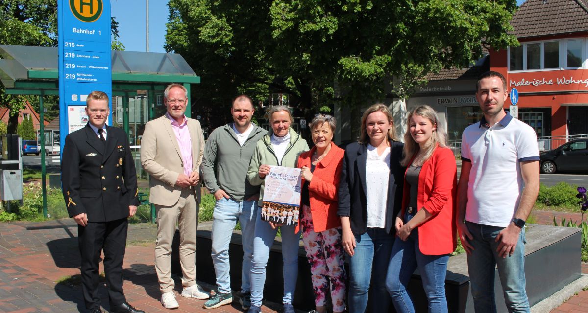 Veranstalter*innen des Benefiz-Konzerts zugunsten der Ukrainehilfe des Vereins 