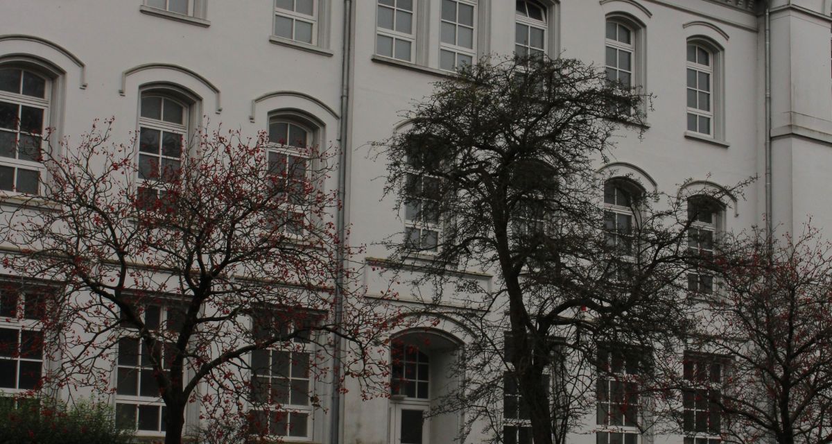 Zu sehen ist das Gebäude an der Ebertstraße 69.