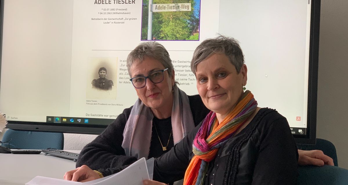 Auf dem Foto sind die beiden Organisatorinnen des Projekts