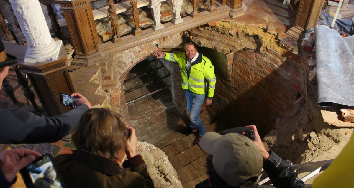 Edo Wiemken Gruft Öffnung