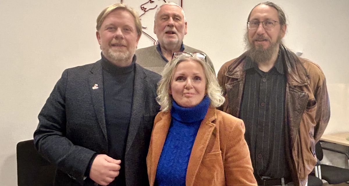 zu sehen sind die Kommunalpolitiker:inne Axel Homfeldt, Werner Ottens, melanie Sudholz und Ingbert Grimpe