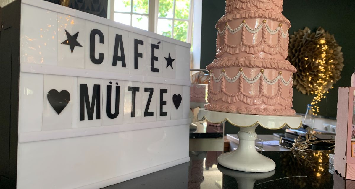 Zu sehen ist ein Schild mit der Aufschrift 