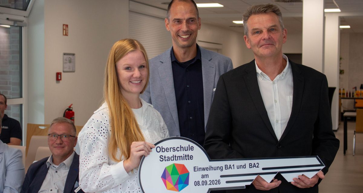 OBS Stadtmitte Einweihung Schlüssel Onno Pommer