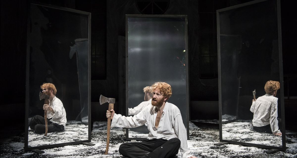 Volker Muthmann als Peer Gynt