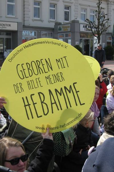Wilhelmshaven/ Friesland: Kein Grund zum Feiern am Hebammentag