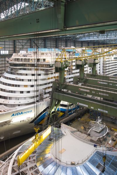 Ermittlungen gegen Dienstleister der Meyer Werft