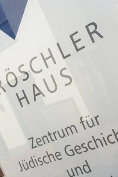 Die Broschüre „Jüdisches Jever – Ein historischer Stadtrundgang“