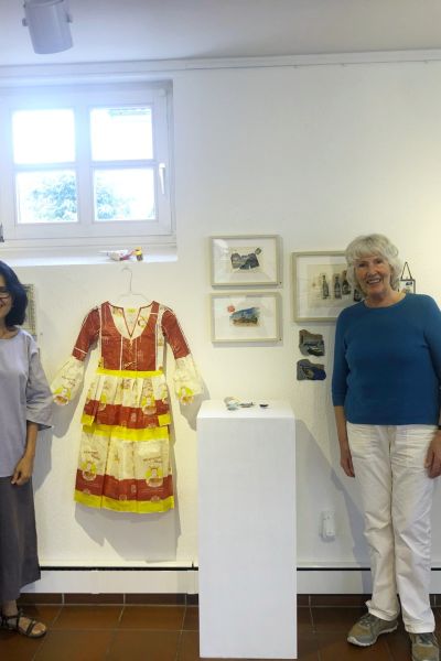 Kunst auf Teebeuteln im Künstlerhaus Hooksiel