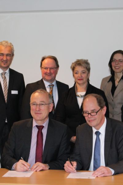 Wilhelmshaven: Jade Hochschule und Bundeswehr unterzeichnen Kooperation