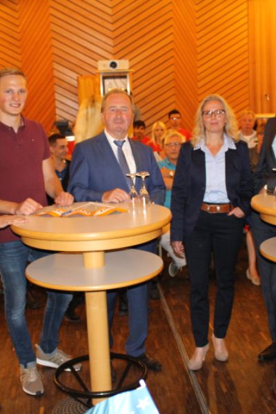 CDU-Generalsekretär auf Stippvisite in Schortens