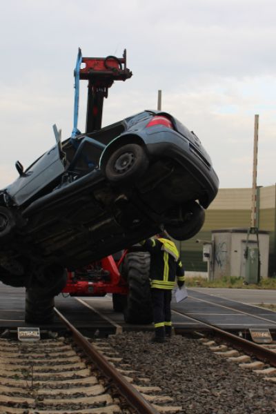 Gefahrenübung am Bahnübergang Varel