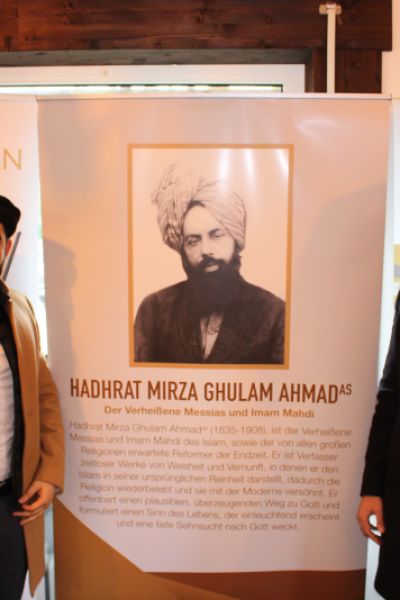 Glaubensgemeinschaft Ahmadiyya Muslim Jamaat stellt sich vor