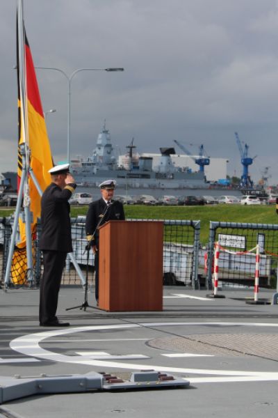 Kommandowechsel auf der Sachsen