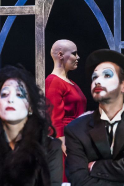 „Yvonne, Prinzessin von Burgund“