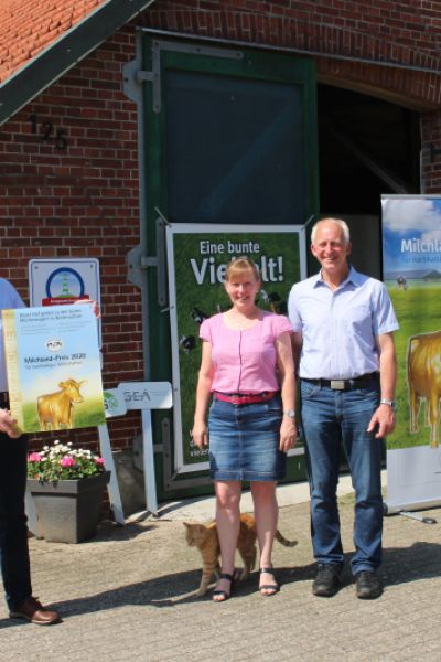 Familienbetrieb Seetzen in Varel bekommt „Milchlandpreis“