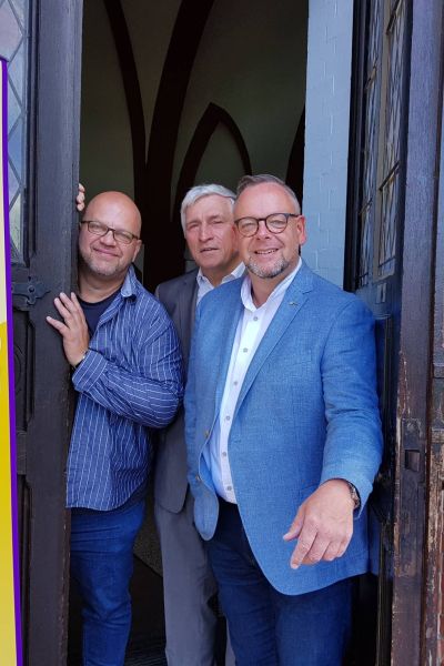 Politikerkanzel in Banter Kirche