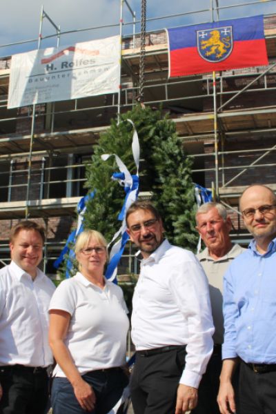 Richtfest für Verwaltungsneubau