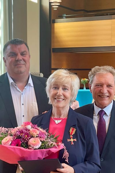 Verdienstkreuz für Sibilla Dobschinski