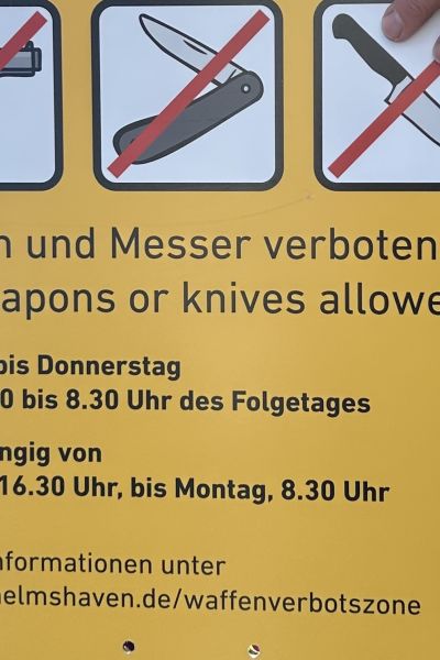 Waffenverbotszonen beschildert