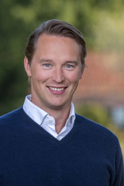 Friesen Elektra aus Sande im Gespräch