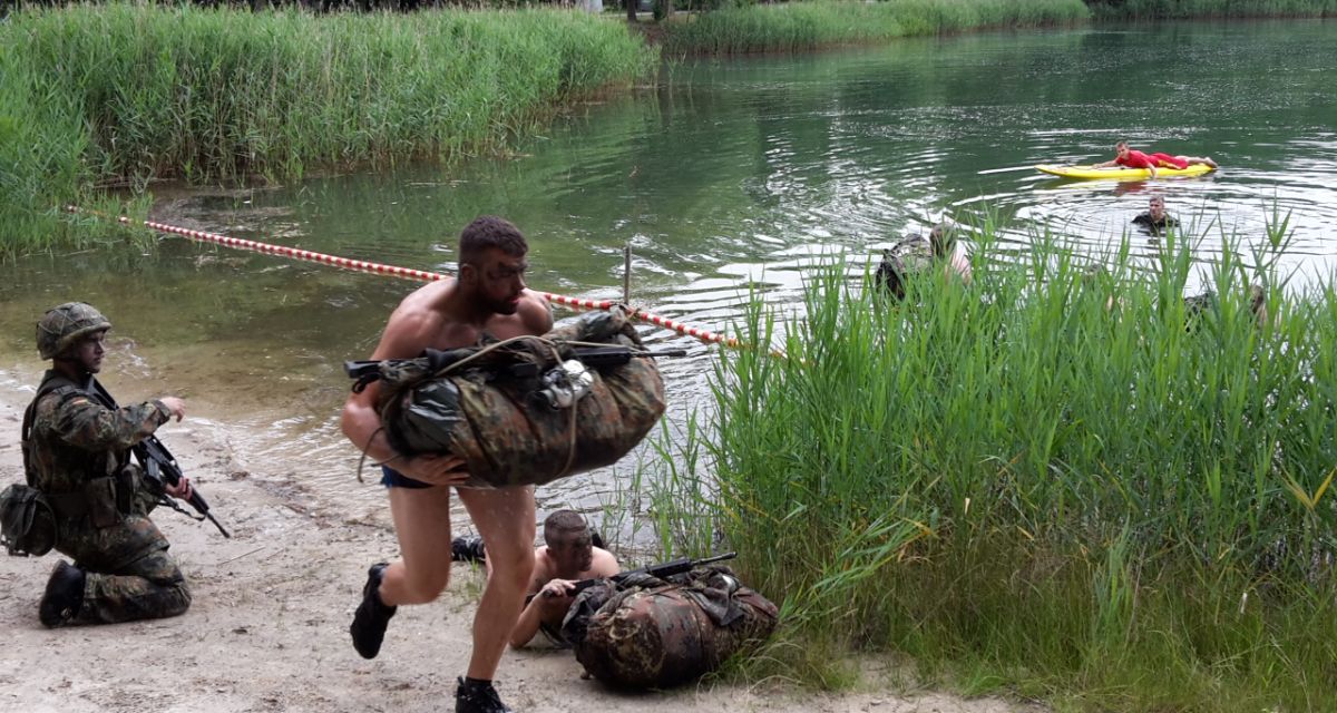 Objektschutzregiment Übung Freibad Schortens
