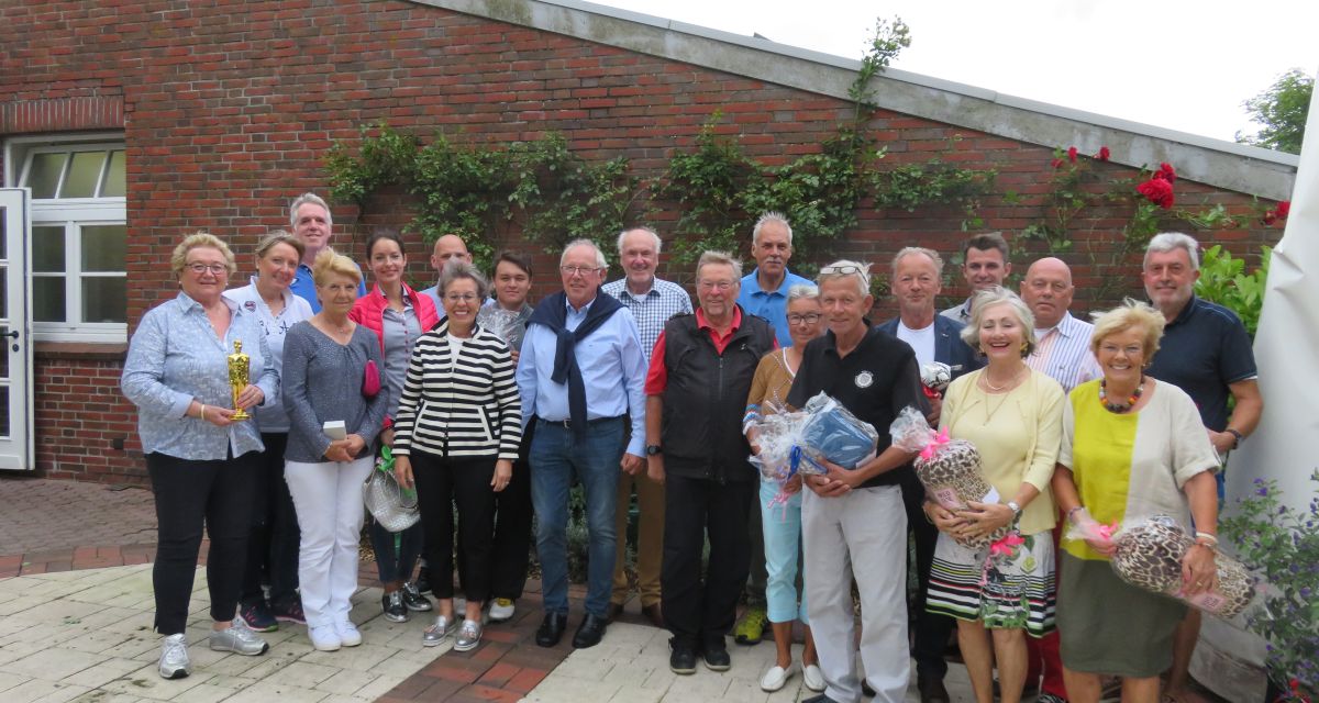 Golfer spenden 10.000 Euro