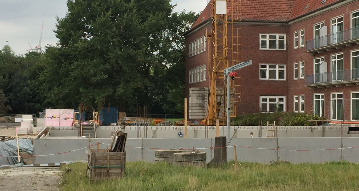 Zu sehen ist eine Baustelle im Krankenhaus in Sande