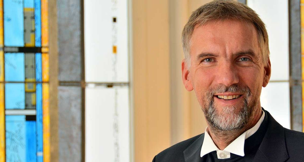 Zu sehen ist Elko Janssen von der Evangelisch-Lutherischen Kirche Oldenburg.