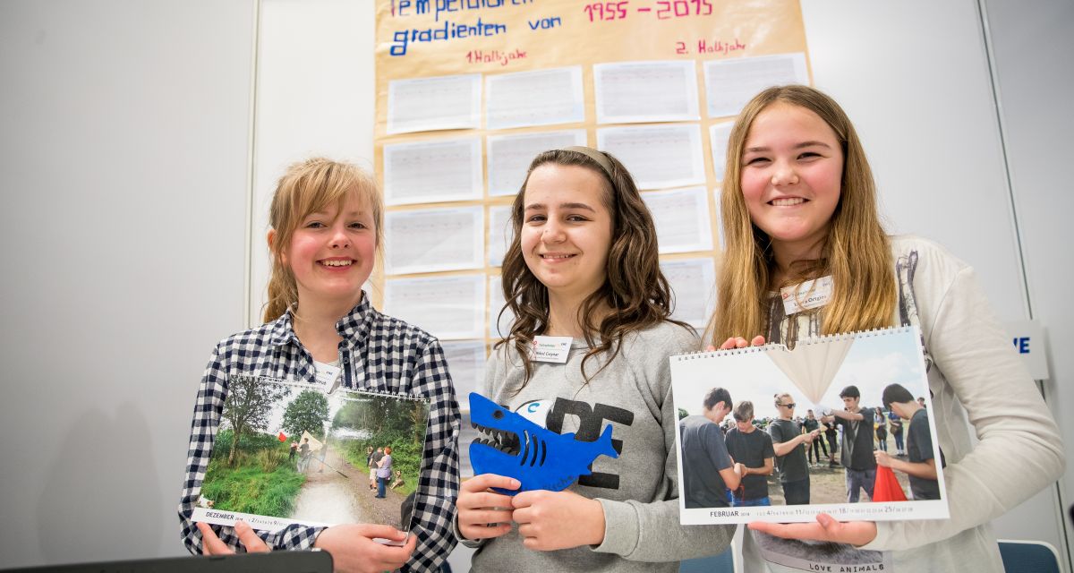 Karolina Springub, Nikol Cwynar und Laura Ortgies vom Cäciliengymnasium in Wilhelmshaven
