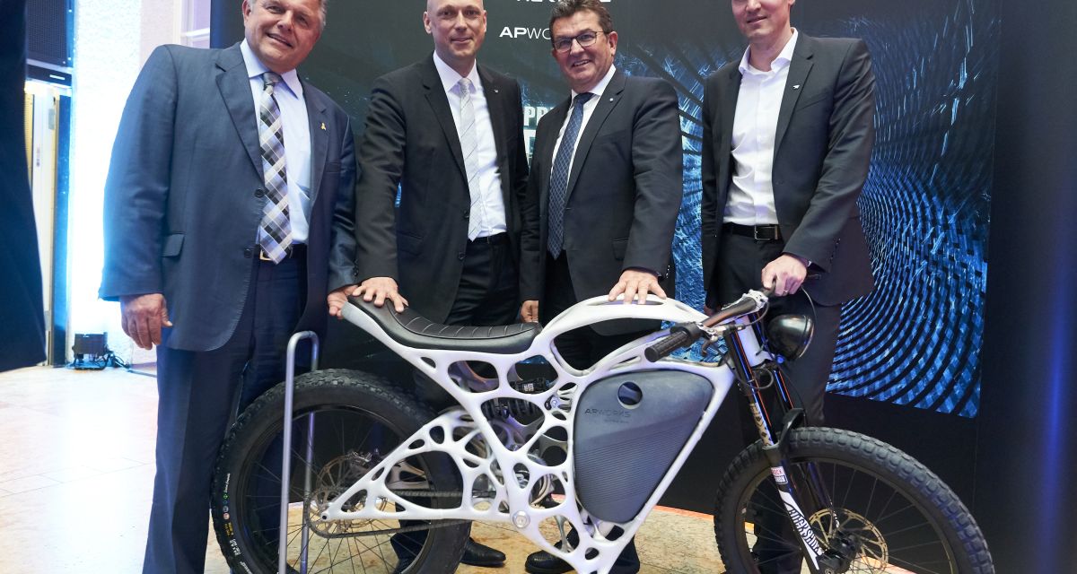 Premium AEROTEC übernimmt APWORKS