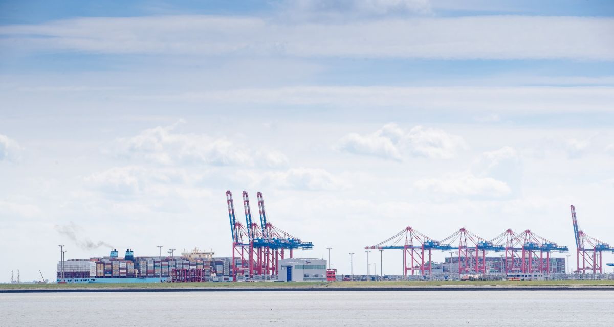 Zu sehen ist der Jade-Weser-Port in Wilhelmshaven.