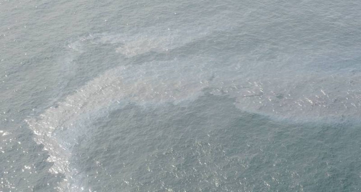 Kilometerlange Ölspur in der Nordsee