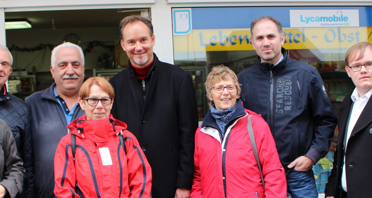 SPD-Kandidat besichtigt Marktstraße