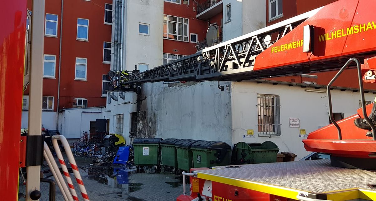 Containerbrände in Wilhelmshaven