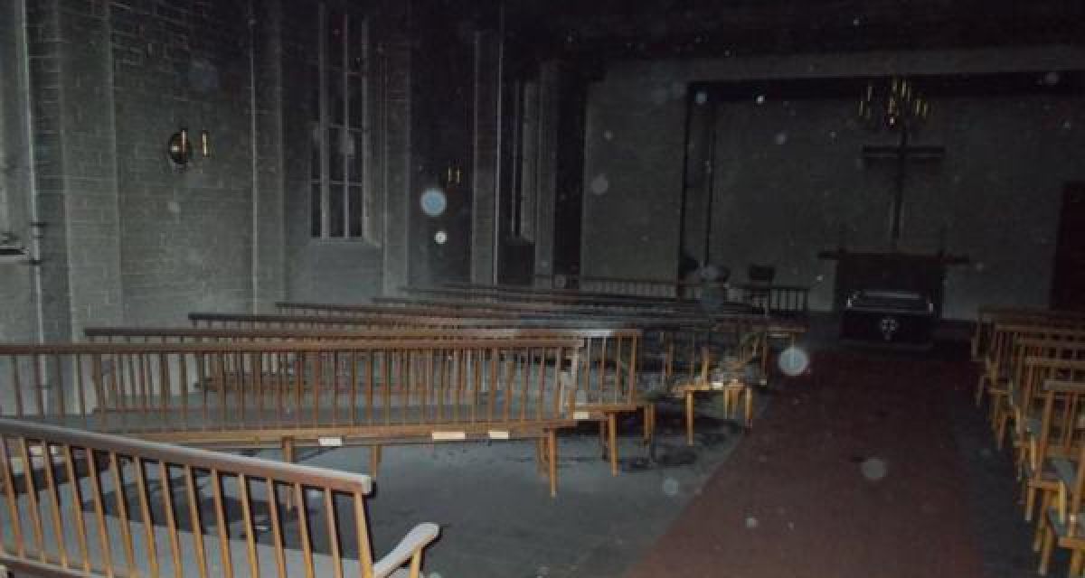 Friedhofskapelle nach Brandanschlag wieder eröffnet