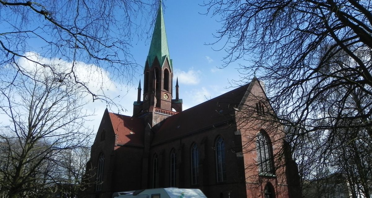 Außenansicht Christus- und Garnisonkirche CuG christus-Garni